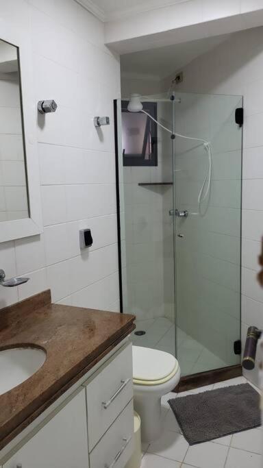גוארויה Apto Completo A 1 Quadra Da Praia Da Enseada. מראה חיצוני תמונה